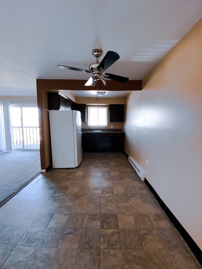 1 Bedroom Kitchen - Springcrest Apartments