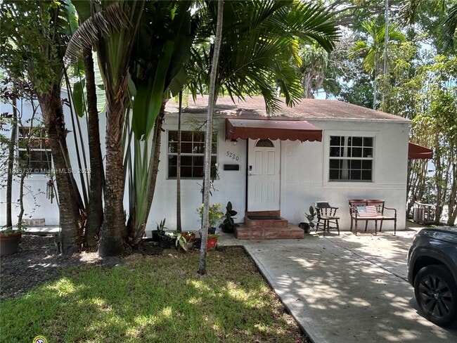 Building Photo - 5220 SW 5th St Rental