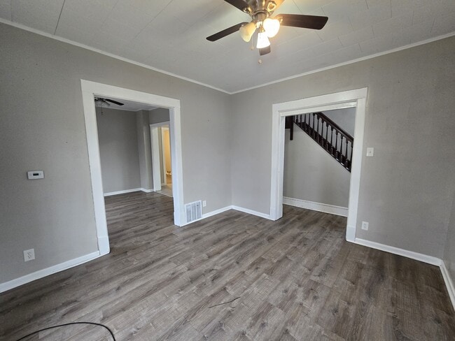 Photo - 214 Edwards St