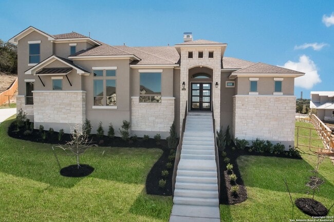 Building Photo - Timeless Luxury Rental
