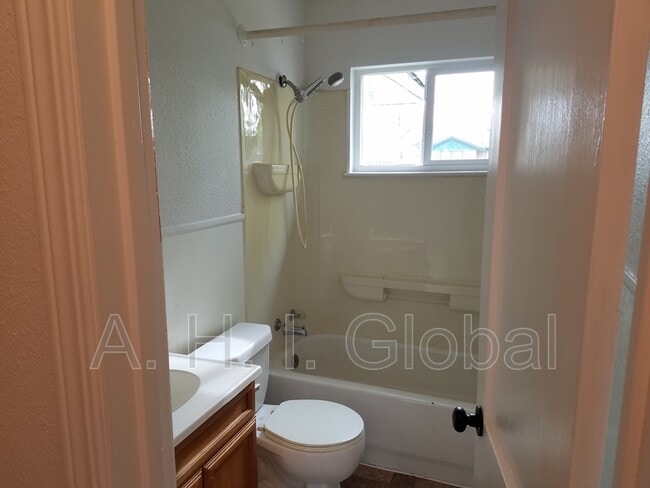 Photo - 4201 S Bowie St