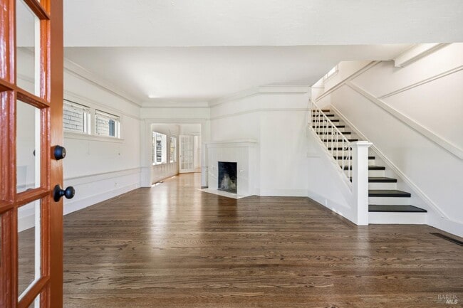 Photo - 31 Acacia Ave