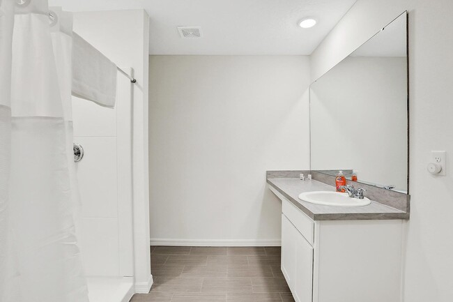 Photo - 11 Weber Ln