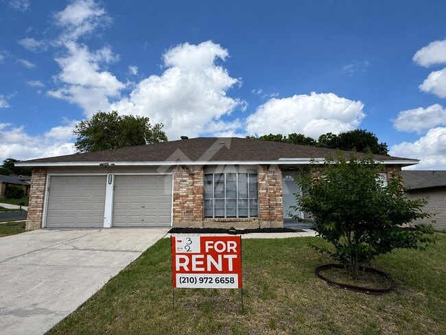 Building Photo - 14338 Ridge Point Dr