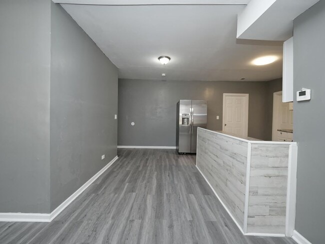 Photo - 346 N Laramie Ave Unit 2W