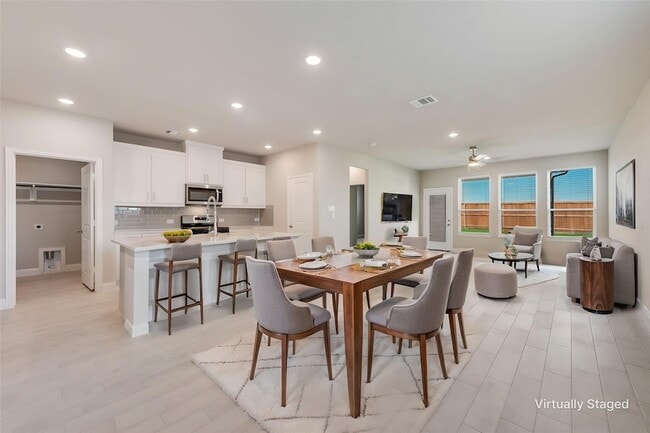 Photo - 3212 Lucia Wy