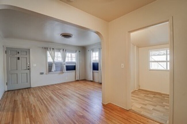 Photo - 627 Arvin St Unidad 1