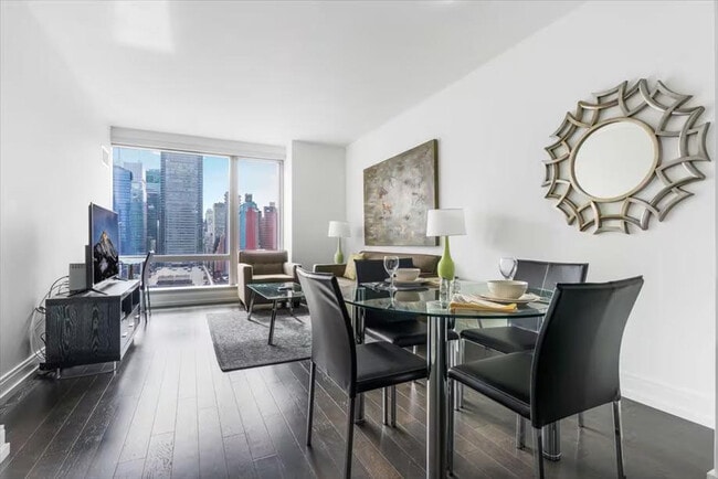 555 10th Ave Unit SI FL12-ID1016209P
