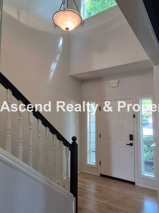 Photo - Outstanding 4bed+Office Bethany Area 2 Level Home Updated Throughout Available 6/22 or Sooner