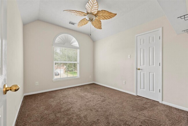 Photo - 6411 Briar Moss Ln