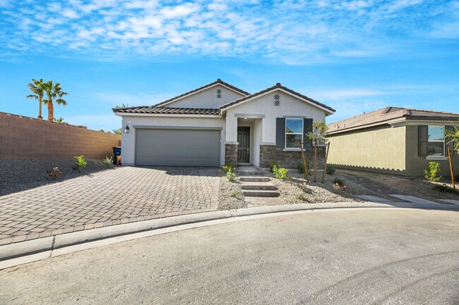 AMAZING BRAND NEW, SINGLE STORY HOME IN SW - AMAZING BRAND NEW, SINGLE STORY HOME IN SW