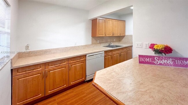 Photo - 1522 NE 34th Ct Unit 12