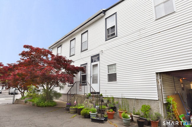 Photo - 114 Jones Ave