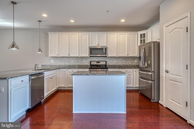 Photo - 985 Morgan Run Rd