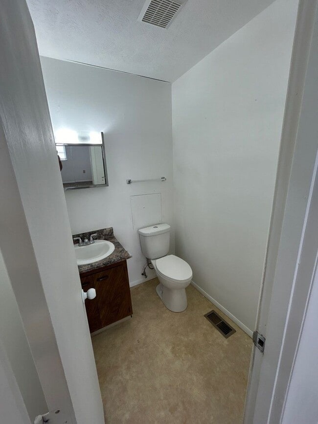 Photo - 1121 S 23rd St Unit 1121 S 23rd