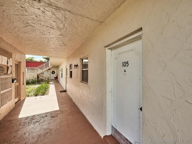 Photo - 12021 W Greenway Dr Unit 105