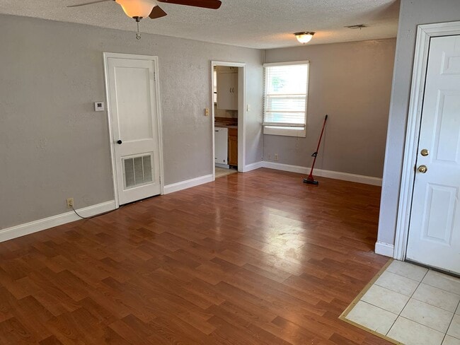Photo - 1130 Pomeroy St Apartment Unit 1
