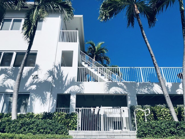 Studio Apartments For Rent In Broward County Fl Forrent Photo 2901 Riomar St Unit 107