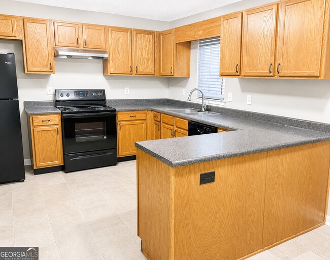Photo - 257 Omega Dr