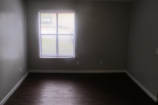 799 Donnell Blvd Unit 6