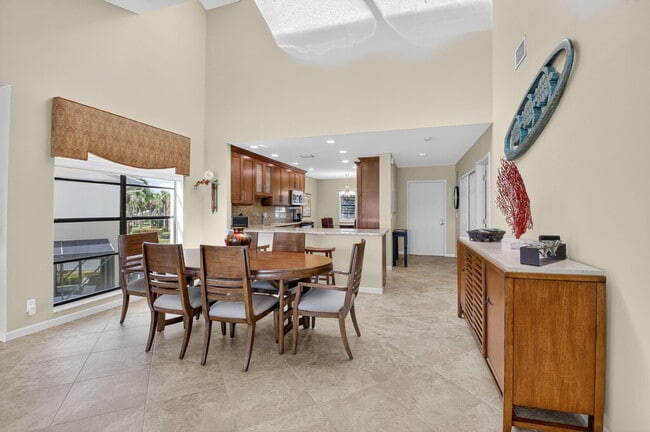 Photo - 21 Eastgate Dr Unit D