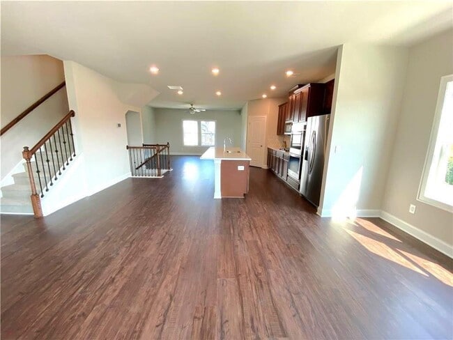 Building Photo - 912 Sweetwater Grove