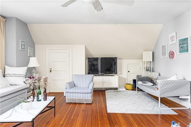 Photo - 21 Elton St Unidad 3