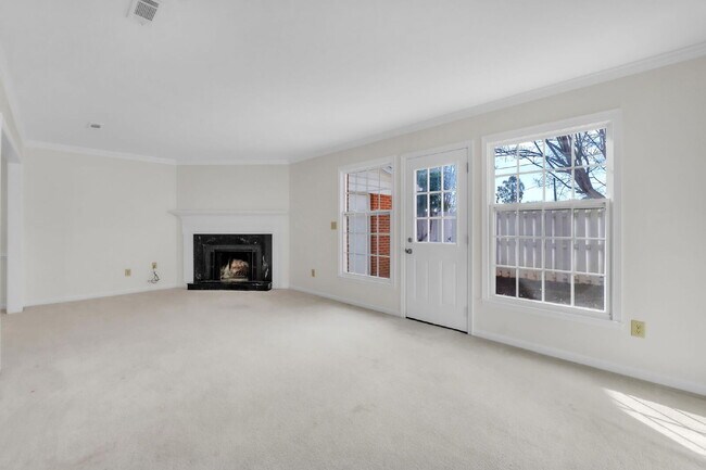Photo - Stylish 3BR / 2.5BA Condo in Wedgewood Townes