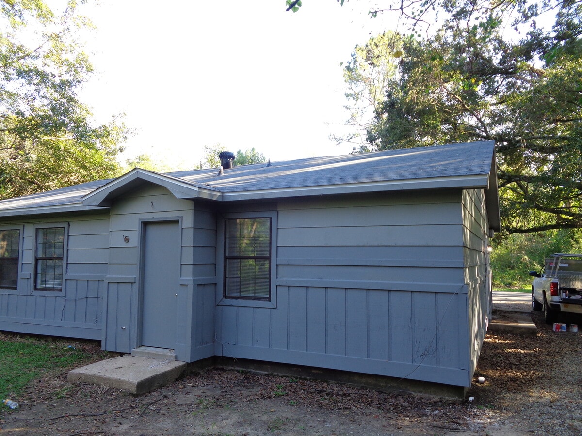 Photo - 2032 Nicholas Ln