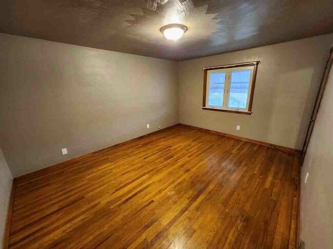 Photo - 1358 5th Ave