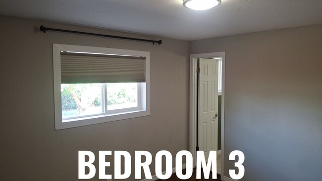 Photo - 480 Troy St Unit 3