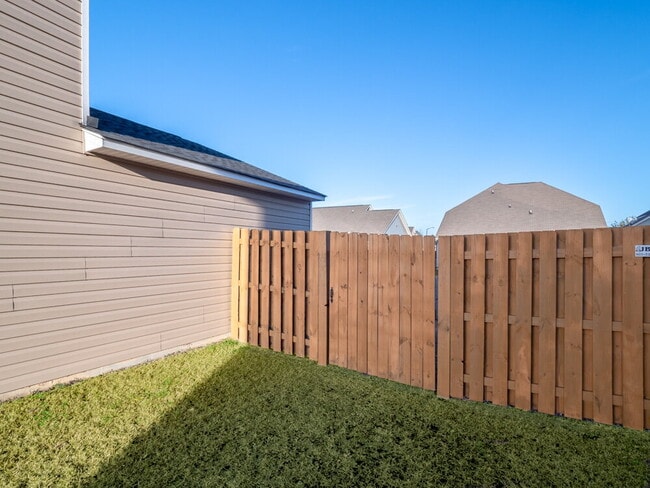 Photo - "Spacious Elegance Awaits: 4-Bedroom Haven with Granite Touches in Sumter"