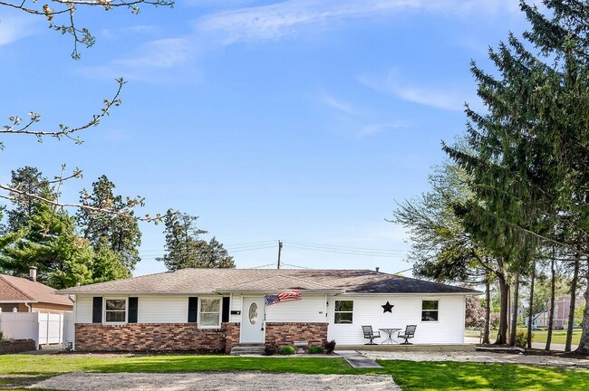 Photo - 501 E Cherry St