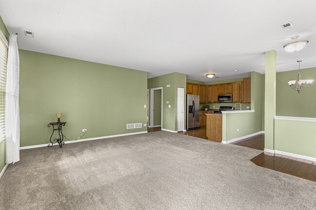 Photo - 1607 Millbrook Dr