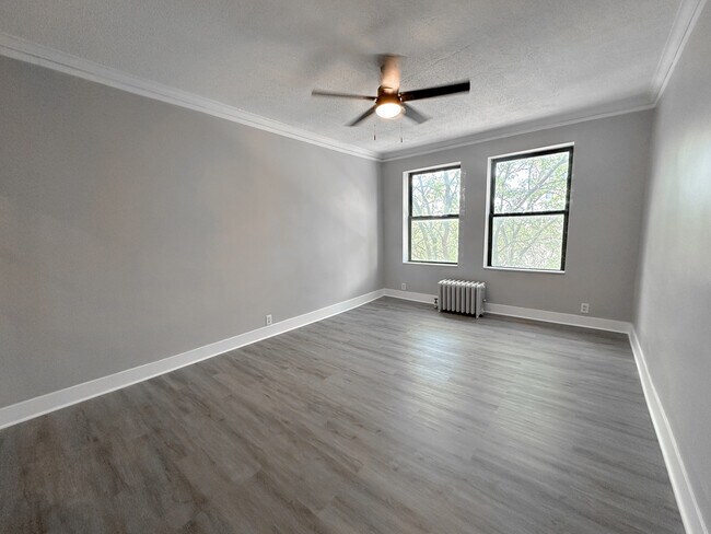 Photo - 6207 N Winthrop Ave Unit 30