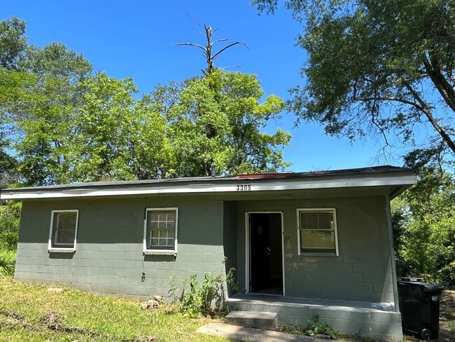 Building Photo - **AVAILABLE NOW**Midtown Columbus, GA 3 Be...