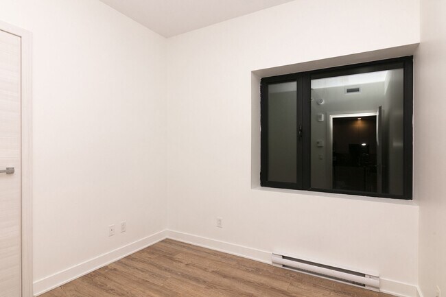 Photo - 30 Saint-Joseph Est Unit 603