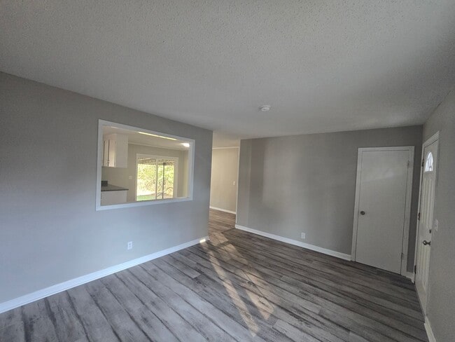 Photo - Beautiful Downtown Enterprise