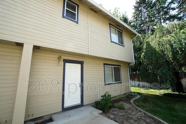 Building Photo - 1009 N Stilson Rd Rental