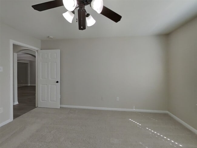 Building Photo - 12022 Green Bluff Ct