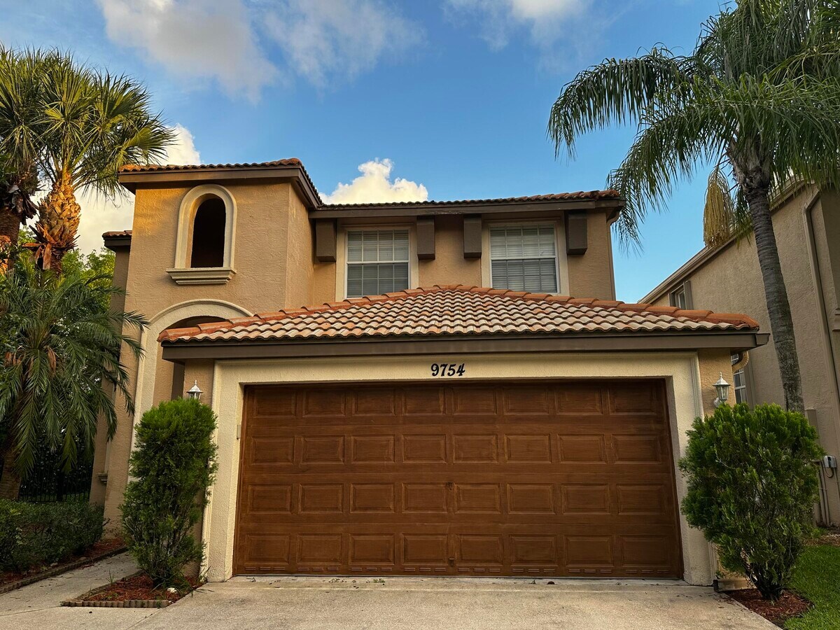 Photo - 9754 Scribner Ln