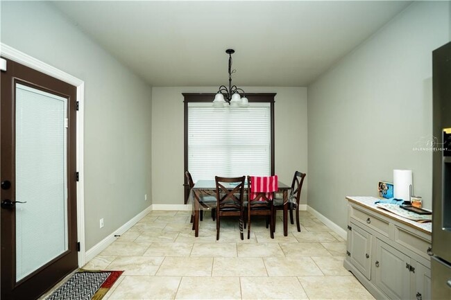 Photo - 2501 SW Tupelo Ave