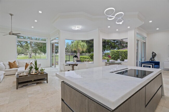 Photo - 2534 Golf View Dr