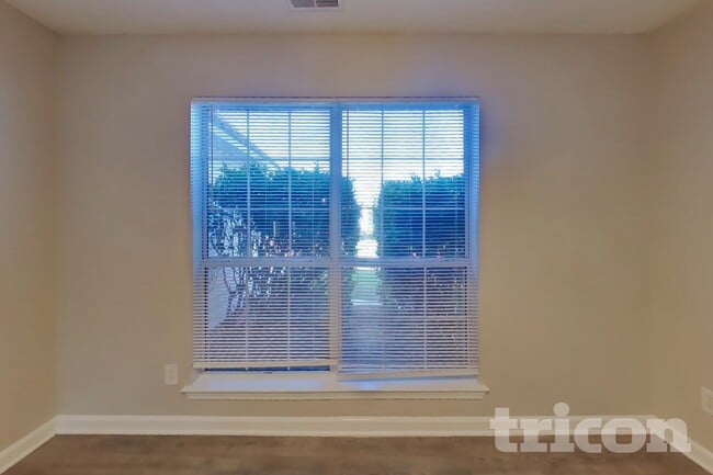 104 Autumn Glen Rd