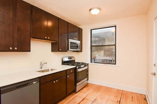 Photo - 2332.5 N Spaulding Ave Unit A4