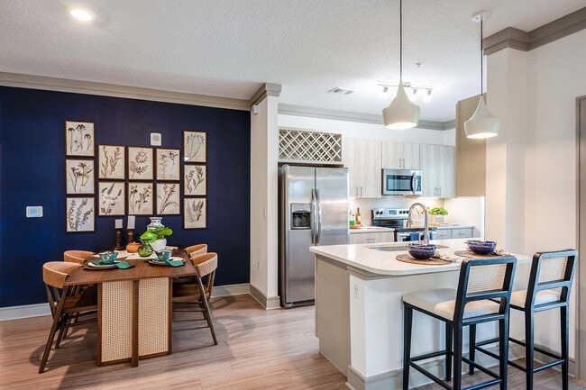 Photo - Botanic Waterside Apartments at Lakewood Ranch