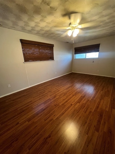 Photo - 4109 Field St
