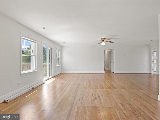 Photo - 6721 Winchester Rd