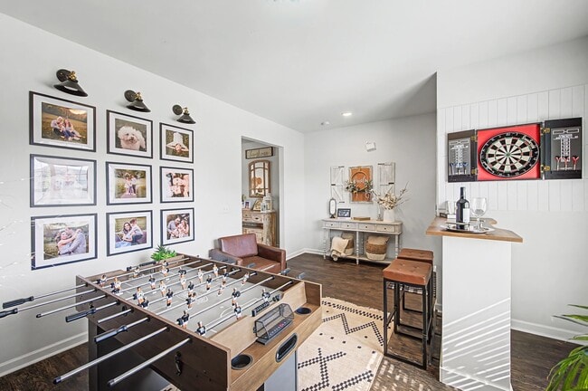 Photo - 2784 Nottingham Dr