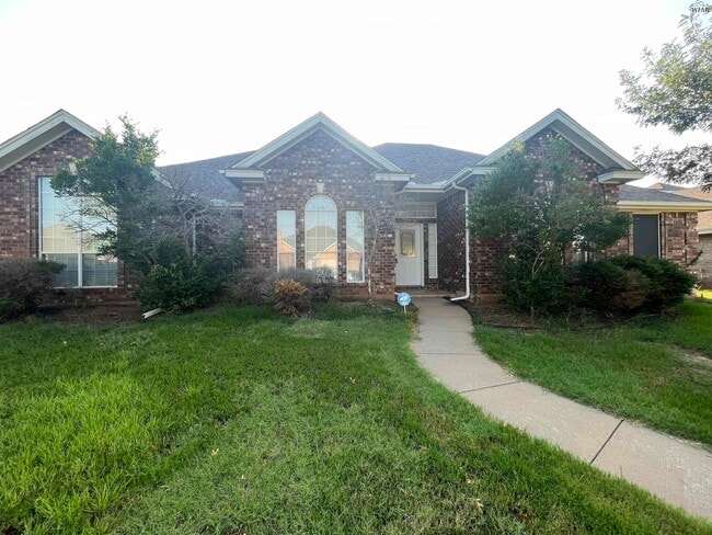 Building Photo - 4927 Legacy Dr